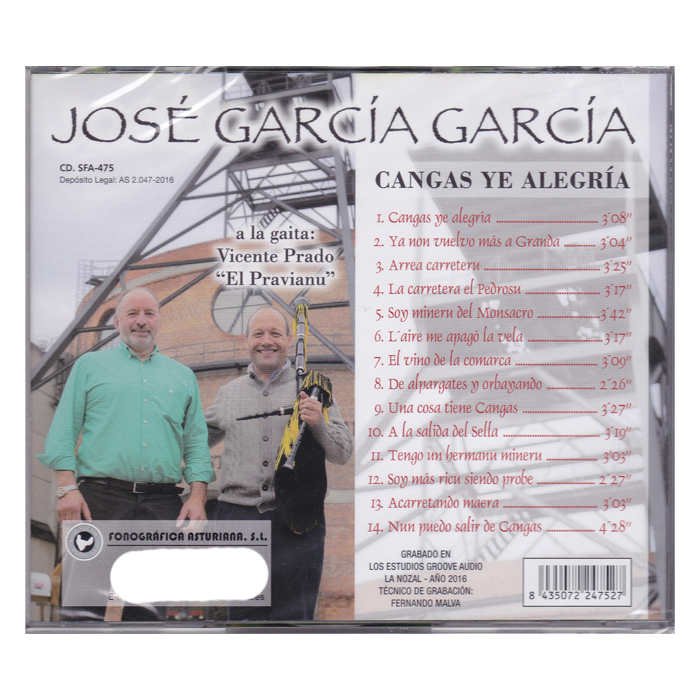 Imagen José García García - CD Cangas Ye Alegría con Vicente prado a la gaita